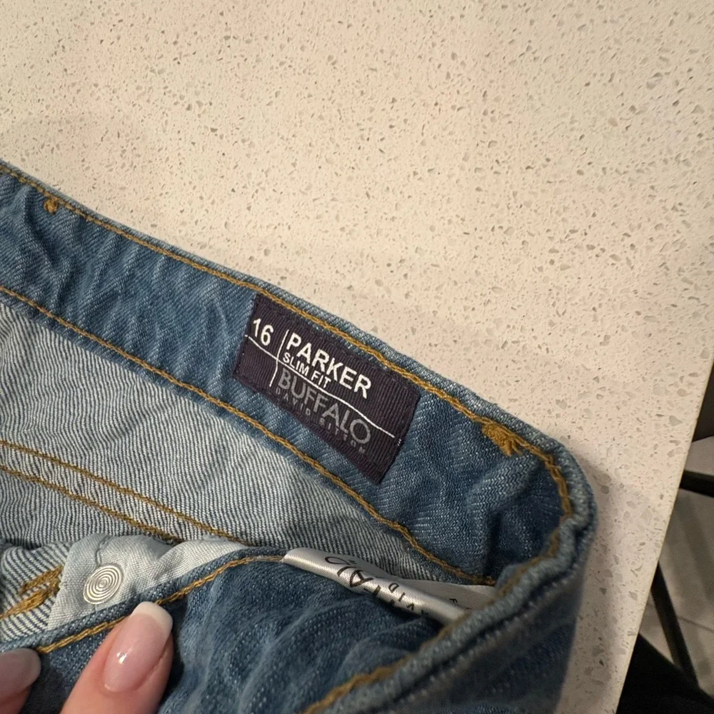 Buffalo David Bitton Light Blue Cropped Jeans - Picture 8 of 9